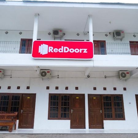 Hotel Reddoorz Near Plaza Ambarrukmo Yogyakarta Maguwo Esterno foto